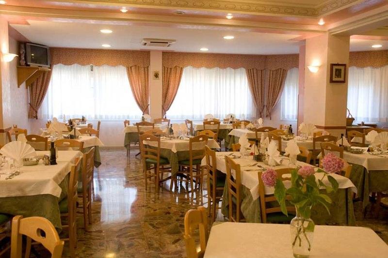 קרמאניקו טרמה Hotel Viola מראה חיצוני תמונה